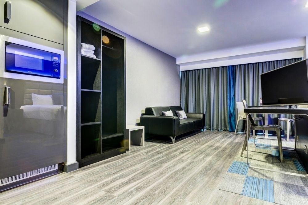 Roomzzz Nottingham City Luaran gambar
